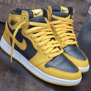 Nike Air Jordan 1 High OG 'Pollen' Wmns 8.5 Great Condition. Same day shipping